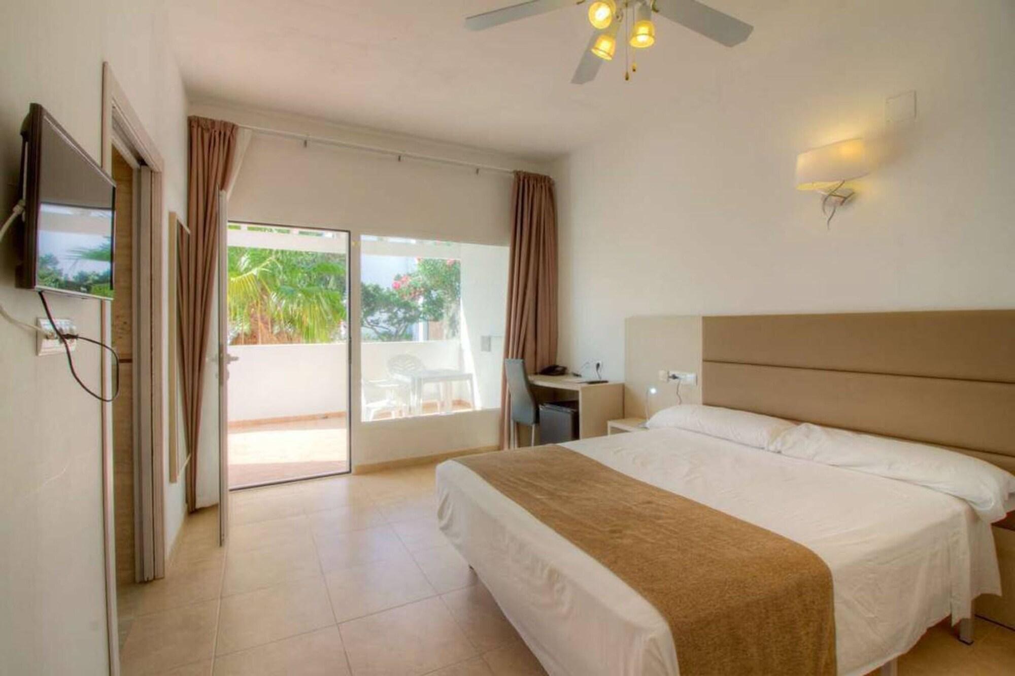 Hotel Lago Playa I Es Pujols Εξωτερικό φωτογραφία